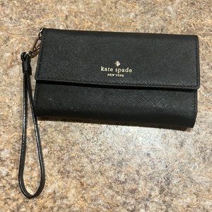 Kate Spade wristlet black